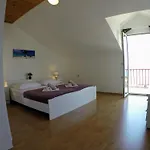 Apartment Tomic Dugi Rat