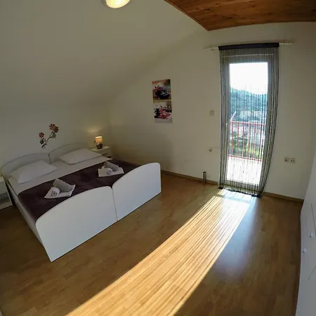 Apartment Tomic
